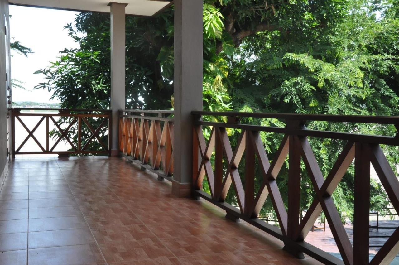 Pilgrim'S Kitchen & Inn Savannakhet Εξωτερικό φωτογραφία