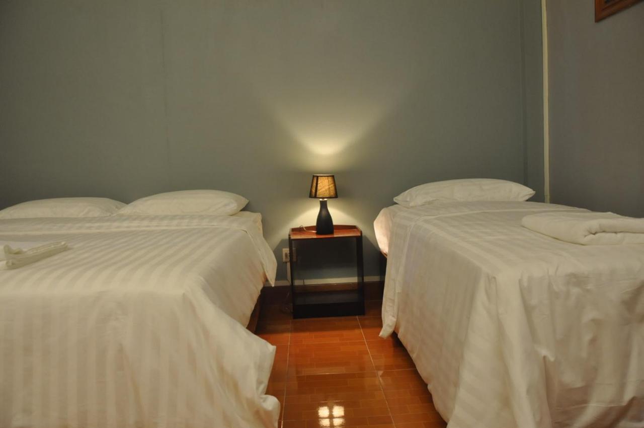 Pilgrim'S Kitchen & Inn Savannakhet Εξωτερικό φωτογραφία