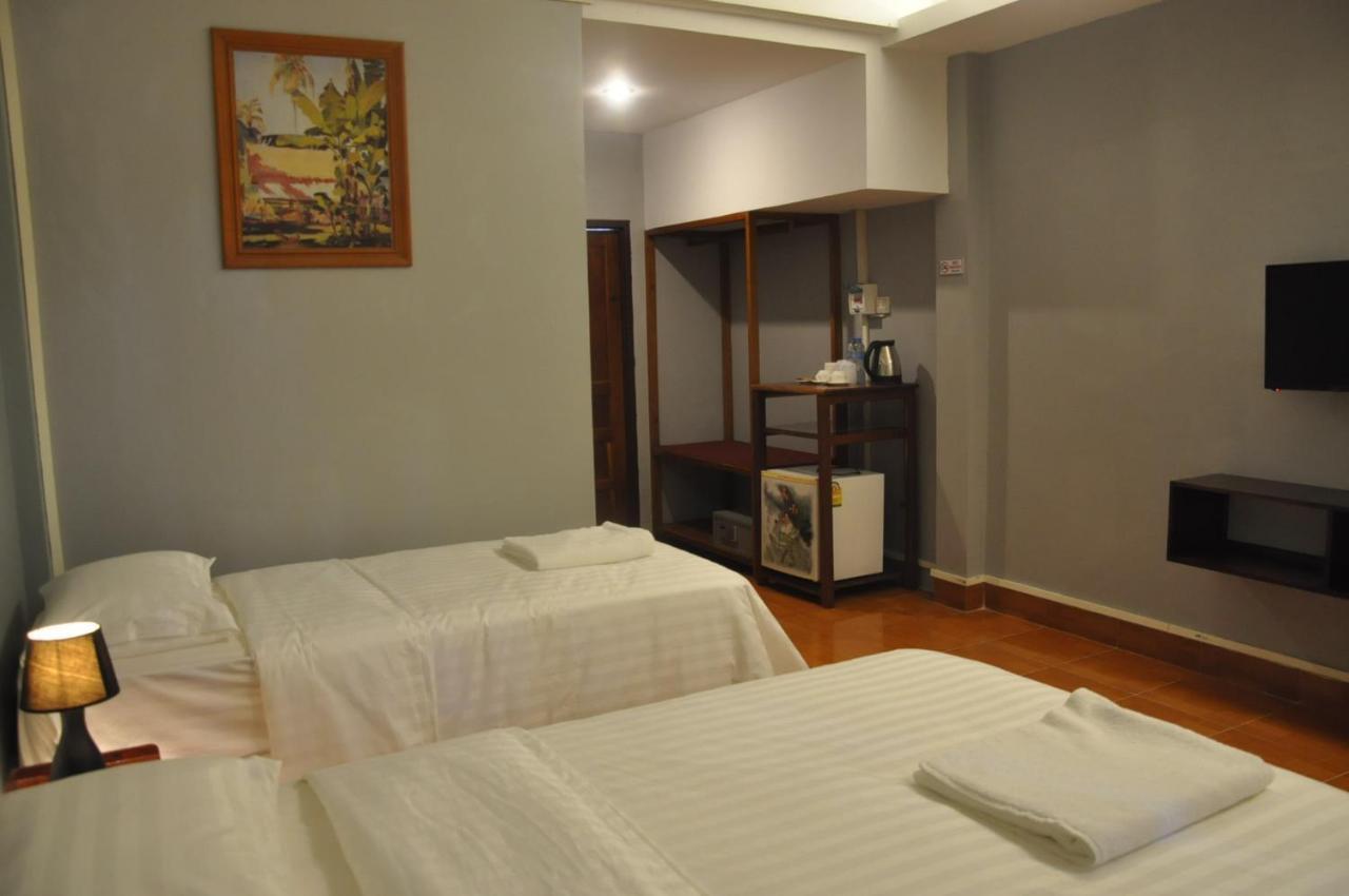 Pilgrim'S Kitchen & Inn Savannakhet Εξωτερικό φωτογραφία