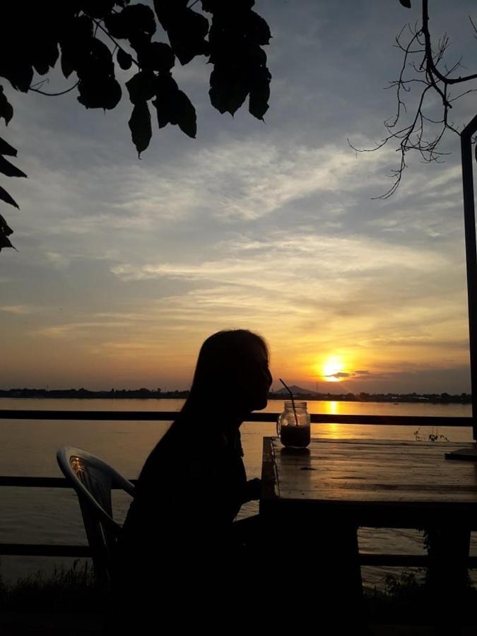 Pilgrim'S Kitchen & Inn Savannakhet Εξωτερικό φωτογραφία
